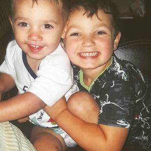 Meet your Posher, Dee